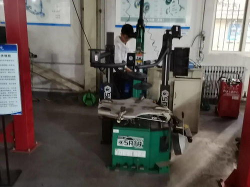 青春奉獻展風采，志愿服務踐初心——車輛工程學院開展建黨百年百場志愿服務之校園清掃活動